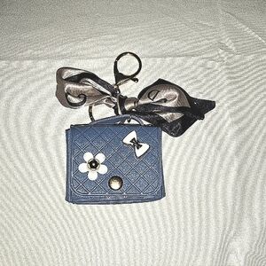 Chic Vegan Leather Travel Wallet With Scarf And Wireless Earphone Holder